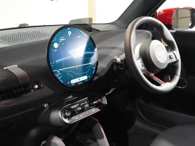 MINI JCW E ジョン・クーパー・ワークス・トリム 禁煙車 ベスキン/コード シート&ハンドルヒーター 電動シート ガラスサンルーフ harman/kardon 前後カメラ AppleCarPlay ペダル踏み間違い抑制機能 ETC2.0 整備付(19枚目)