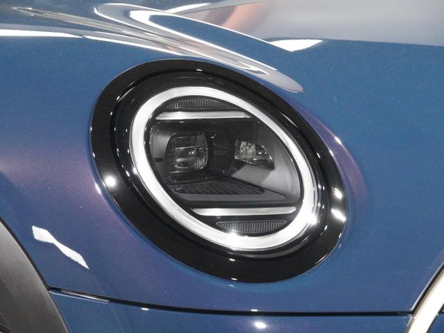 ＭＩＮＩ クーパーＣ　フェイバリット・トリム　禁煙車　ベスキン／ベージュ　シート＆ハンドルヒーター　Ｍパッケージ　ＡｐｌｌｅＣａｒＰｌａｙ　純正ナビ　ワイヤレスチャージ　バックカメラ　前後障害物センサー　ＥＴＣ２．０　整備付（22枚目）