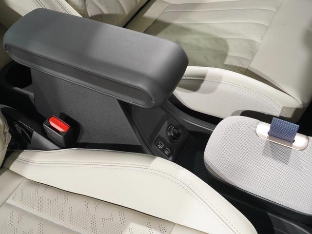 ＭＩＮＩ クーパーＣ　フェイバリット・トリム　禁煙車　ベスキン／ベージュ　シート＆ハンドルヒーター　Ｍパッケージ　ＡｐｌｌｅＣａｒＰｌａｙ　純正ナビ　ワイヤレスチャージ　バックカメラ　前後障害物センサー　ＥＴＣ２．０　整備付（45枚目）