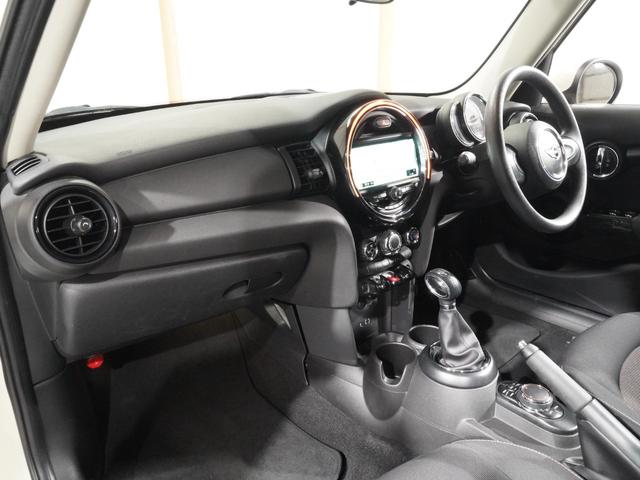 �����݌ɂQ�T�O��������̃X�g�b�N���[�h�Ȃǂɂ��ۊǂ��Ă���܂��̂ŁA�����X�O�ɂ��d�b����������ƃX���[�Y�ɂ����k���������܂��B�����j��x�����t���[�_�C�A���O�O�U�U�|�X�V�O�P�|�W�U�X�P