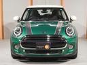 ＭＩＮＩ クーパーＤ　６０イヤーズエディション　限定車　禁煙車　専用装備　レザーシート　シートヒーター　クルコン　パーキングアシスト　コンフォートアクセス　バックカメラ　前後障害物センサー　ＬＥＤヘッドライト／フォグランプ　ＥＴＣ　整備付（8枚目）
