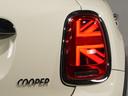 クーパー コンフォートアクセス パーキングアシスト バックカメラ 前後障害物センサー ストレージコンパートメントパッケージ 衝突軽減ブレーキ LEDヘッドライト/フォグランプ 純正ナビ ETC 整備付(27枚目)