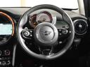 クーパーＳ　６０イヤーズエディション　限定車　禁煙車　ワンオーナー　専用装備　レザーシート　シートヒーター　アクティブクルコン　バックカメラ　前後障害物センサー　パーキングシスト　ドライビングモード　純正ナビ　ＥＴＣ２．０　整備付（17枚目）