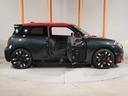 JCW E ジョン・クーパー・ワークス・トリム 禁煙車 ベスキン/コード シート&ハンドルヒーター 電動シート ガラスサンルーフ harman/kardon 前後カメラ AppleCarPlay ペダル踏み間違い抑制機能 ETC2.0 整備付(26枚目)