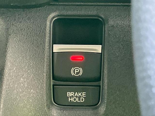 N-BOXカスタム ヒョウジュン 保証書/ホンダセンシング/電動スライドドア/シートヒーター 前席/車線逸脱防止支援システム/ヘッドランプ LED/横滑り防止装置/禁煙車/エアバッグ 運転席/エアバッグ 助手席 衝突被害軽減システム(18枚目)