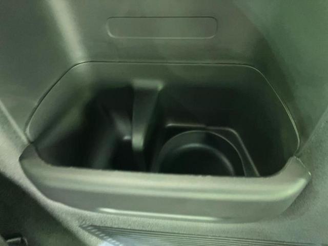 N-BOXカスタム ヒョウジュン 保証書/ホンダセンシング/電動スライドドア/シートヒーター 前席/車線逸脱防止支援システム/ヘッドランプ LED/横滑り防止装置/禁煙車/エアバッグ 運転席/エアバッグ 助手席 衝突被害軽減システム(30枚目)