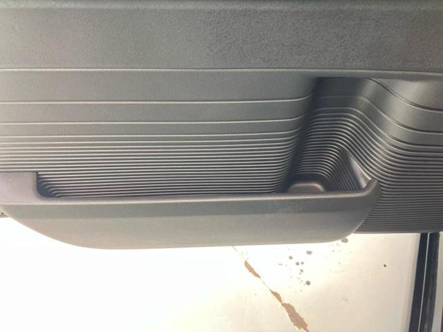 N-BOXカスタム ヒョウジュン 保証書/ホンダセンシング/電動スライドドア/シートヒーター 前席/車線逸脱防止支援システム/ヘッドランプ LED/横滑り防止装置/禁煙車/エアバッグ 運転席/エアバッグ 助手席 衝突被害軽減システム(33枚目)