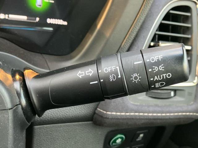 ヴェゼル ハイブリッドＲＳ・ホンダセンシング　保証書／純正　８インチ　ＳＤナビ／ホンダセンシング／シートヒーター　前席／シート　ハーフレザー／パーキングアシスト　バックガイド／ドライブレコーダー　前後／ヘッドランプ　ＬＥＤ　衝突被害軽減システム（16枚目）