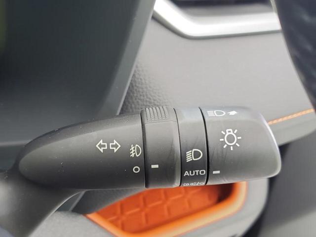 ＲＡＶ４ ４ＷＤアドベンチャー　サンルーフ／保証書／ディスプレイオーディオ＋ナビ１０インチ／デジタルインナーミラー／トヨタセーフティセンス／シートヒーター　前席／車線逸脱防止支援システム／シート　合皮　衝突被害軽減システム　４ＷＤ（17枚目）