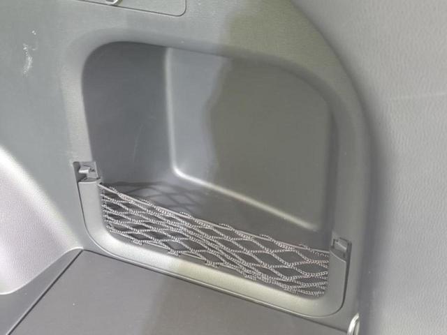 ＲＡＶ４ ４ＷＤアドベンチャー　サンルーフ／保証書／ディスプレイオーディオ＋ナビ１０インチ／デジタルインナーミラー／トヨタセーフティセンス／シートヒーター　前席／車線逸脱防止支援システム／シート　合皮　衝突被害軽減システム　４ＷＤ（24枚目）