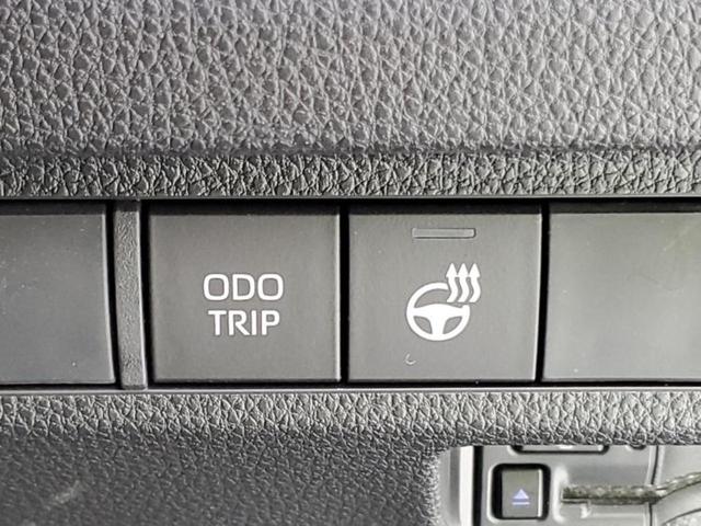 ＲＡＶ４ ４ＷＤアドベンチャー　サンルーフ／保証書／ディスプレイオーディオ＋ナビ１０インチ／デジタルインナーミラー／トヨタセーフティセンス／シートヒーター　前席／車線逸脱防止支援システム／シート　合皮　衝突被害軽減システム　４ＷＤ（29枚目）