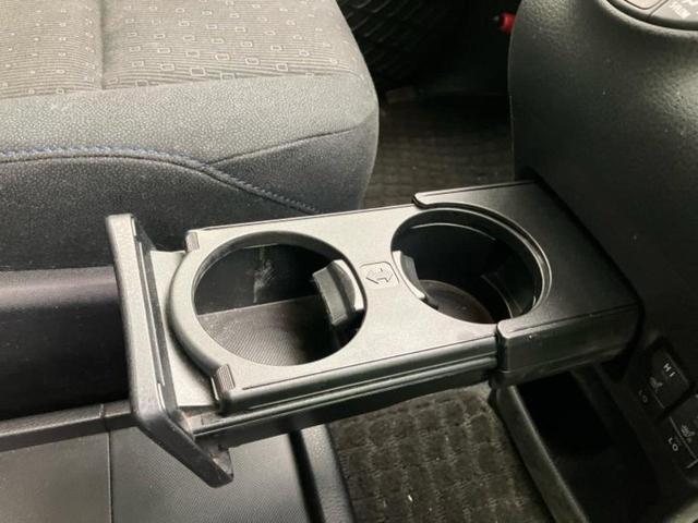 ヴォクシー ハイブリッドＶ　新品タイヤ／純正　９インチ　ＳＤナビ／衝突安全装置／両側電動スライドドア／シートヒーター／車線逸脱防止支援システム／パーキングアシスト　バックガイド／ヘッドランプ　ＬＥＤ　衝突被害軽減システム　禁煙車（39枚目）