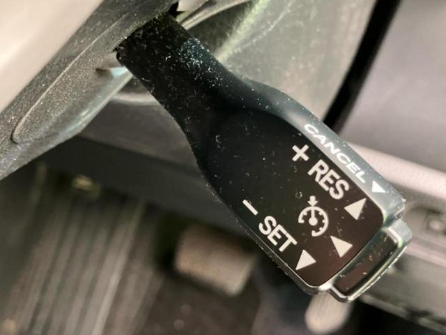 ヴォクシー ハイブリッドＶ　新品タイヤ／純正　９インチ　ＳＤナビ／衝突安全装置／両側電動スライドドア／シートヒーター／車線逸脱防止支援システム／パーキングアシスト　バックガイド／ヘッドランプ　ＬＥＤ　衝突被害軽減システム　禁煙車（48枚目）