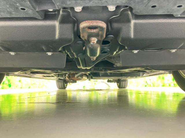 ヴォクシー ハイブリッドＶ　新品タイヤ／純正　９インチ　ＳＤナビ／衝突安全装置／両側電動スライドドア／シートヒーター／車線逸脱防止支援システム／パーキングアシスト　バックガイド／ヘッドランプ　ＬＥＤ　衝突被害軽減システム　禁煙車（52枚目）