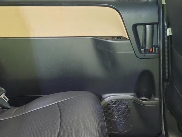 ノア G 新品タイヤ/保証書/純正 9インチ SDナビ/フリップダウンモニター/両側電動スライドドア/パーキングアシスト バックガイド/ヘッドランプ LED/Bluetooth接続/ETC バックカメラ 禁煙車(25枚目)