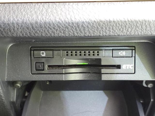 ノア G 新品タイヤ/保証書/純正 9インチ SDナビ/フリップダウンモニター/両側電動スライドドア/パーキングアシスト バックガイド/ヘッドランプ LED/Bluetooth接続/ETC バックカメラ 禁煙車(27枚目)