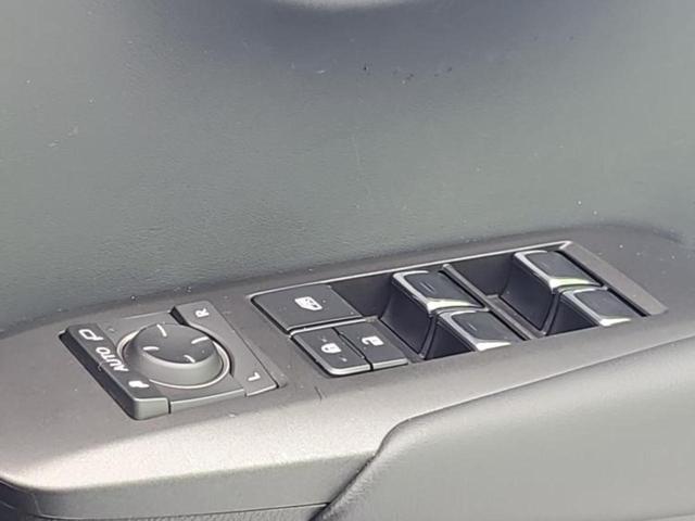 NX NX300h Iパッケージ 新品タイヤ/保証書/純正 SDナビ/プリクラッシュセーフティ/シートヒーター 前席/車線逸脱防止支援システム/シート 合皮/パーキングアシスト バックガイド/電動バックドア 衝突被害軽減システム(41枚目)