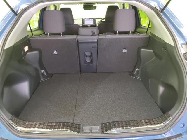 ヤリスクロス ハイブリッドＧ　保証書／ディスプレイオーディオ＋ナビ８インチ／衝突安全装置／パノラミックビューモニター／車線逸脱防止支援システム／パーキングアシスト　バックガイド／ヘッドランプ　ＬＥＤ　衝突被害軽減システム　禁煙車（8枚目）