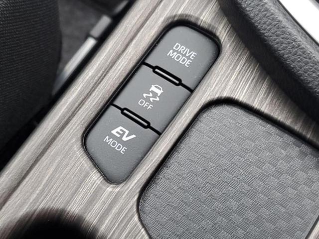 ヤリスクロス ハイブリッドＧ　保証書／ディスプレイオーディオ＋ナビ８インチ／衝突安全装置／パノラミックビューモニター／車線逸脱防止支援システム／パーキングアシスト　バックガイド／ヘッドランプ　ＬＥＤ　衝突被害軽減システム　禁煙車（29枚目）