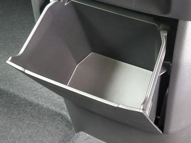 デリカミニ Ｔプレミアムリミテッドエディション　保証書／ディスプレイオーディオ９インチ／イーアシスト（ミツビシ）／両側電動スライドドア／シートヒーター　前席／マルチアラウンドモニター／車線逸脱防止支援システム　衝突被害軽減システム　禁煙車（39枚目）