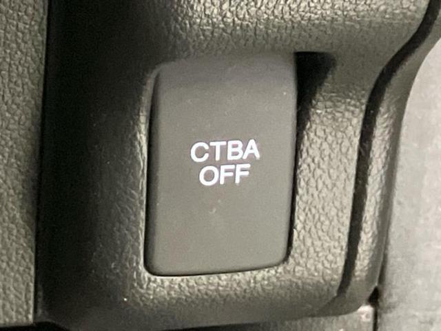 ＷＥＣＡＲＳでは各商談席に大型モニターをご用意しております！見やすい大画面でゆったりと全国の在庫をご覧いただけます！是非ご来店お待ちしております！