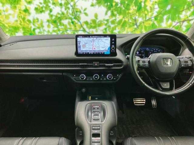 ＺＲ－Ｖ ｅＨＥＶ　Ｚ　新品タイヤ／ＢＯＳＥ／保証書／純正　９インチ　ＳＤナビ／ホンダセンシング／シートヒーター　前席／全方位モニター／車線逸脱防止支援システム／シート　合皮／電動バックドア／ヘッドランプ　ＬＥＤ　電動シート（4枚目）