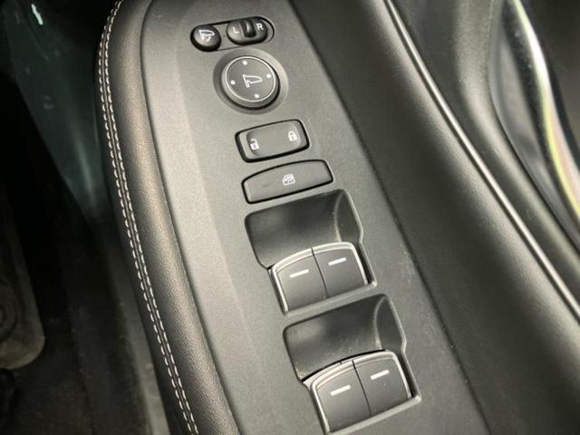 ＺＲ－Ｖ ｅＨＥＶ　Ｚ　新品タイヤ／ＢＯＳＥ／保証書／純正　９インチ　ＳＤナビ／ホンダセンシング／シートヒーター　前席／全方位モニター／車線逸脱防止支援システム／シート　合皮／電動バックドア／ヘッドランプ　ＬＥＤ　電動シート（33枚目）