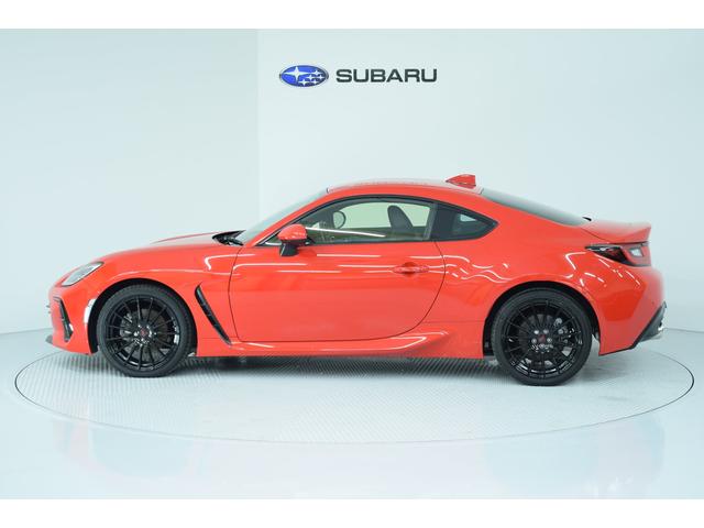 ＢＲＺ Ｓ　アイサイト搭載車　純正ドラレコ　ＳＴＩアルミホイール　カロッツェリアナビ　フルセグ　Ｂｌｕｅｔｏｏｔｈオーディオ　バックカメラ　ＥＴＣ２．０　障害物センサー　ハイビームアシスト　リヤビークルディテクション　シートヒーター　ＬＥＤアクセサリーライナー（3枚目）