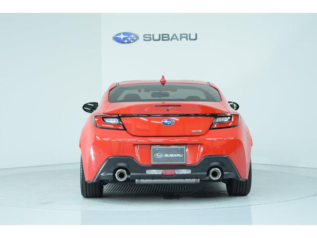 ＢＲＺ Ｓ　アイサイト搭載車　純正ドラレコ　ＳＴＩアルミホイール　カロッツェリアナビ　フルセグ　Ｂｌｕｅｔｏｏｔｈオーディオ　バックカメラ　ＥＴＣ２．０　障害物センサー　ハイビームアシスト　リヤビークルディテクション　シートヒーター　ＬＥＤアクセサリーライナー（6枚目）