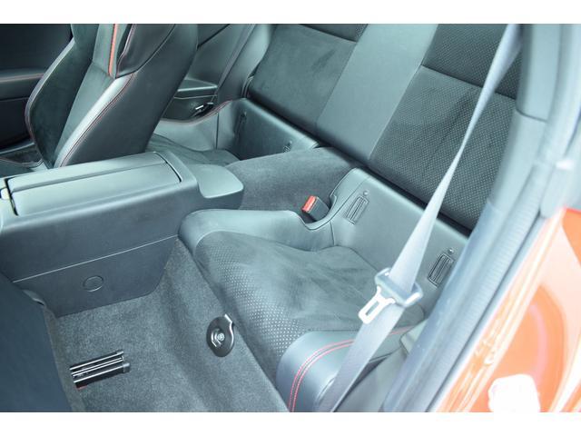 ＢＲＺ Ｓ　アイサイト搭載車　純正ドラレコ　ＳＴＩアルミホイール　カロッツェリアナビ　フルセグ　Ｂｌｕｅｔｏｏｔｈオーディオ　バックカメラ　ＥＴＣ２．０　障害物センサー　ハイビームアシスト　リヤビークルディテクション　シートヒーター　ＬＥＤアクセサリーライナー（10枚目）