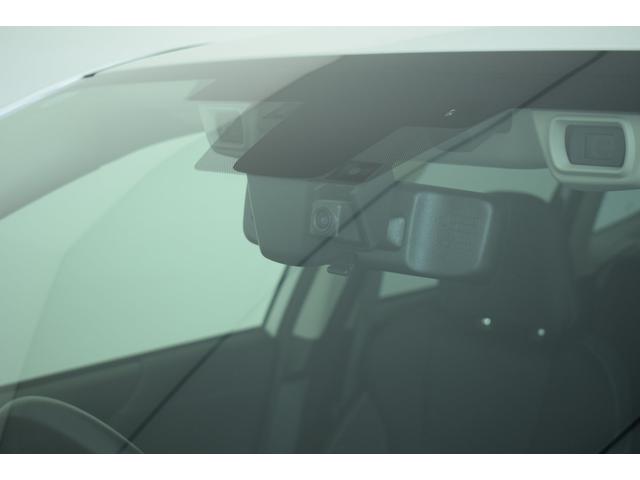 フォレスター Ｐｒｅｍｉｕｍ　ＥｙｅＳｉｇｈｔ搭載車　新品タイヤに交換済み　パナソニック製８インチナビ、リヤカメラ、ＥＴＣ２．０、ドライブレコーダー、スマートリヤビューミラー、ＬＥＤヘッドライト（18枚目）