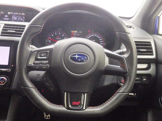 イグニッションＯＮにすると指針がＭＡＸを指し速やかにゼロに戻るスイープ動作付き。