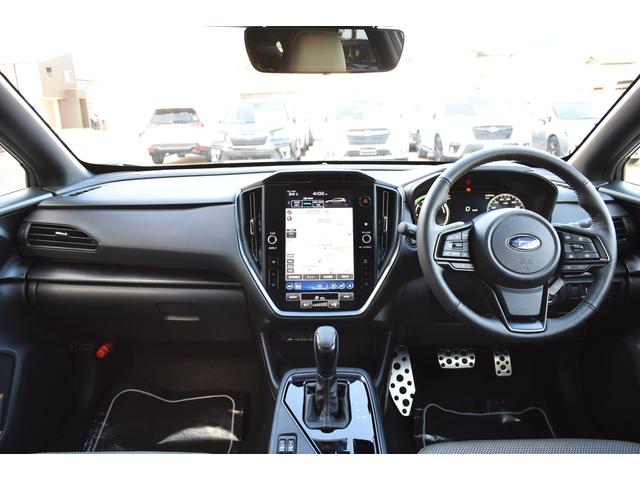 クロストレック PremiumS:HEV EX 弊社元試乗車 オフショアブルーメタリック、11.6インチセンターインフォメーションディスプレイ(ナビ機能付き)、ETC2.0、ヘッドランプガーニッシュ&リヤコンビランプガーニッシュ、ボディサイドモールディング(6枚目)