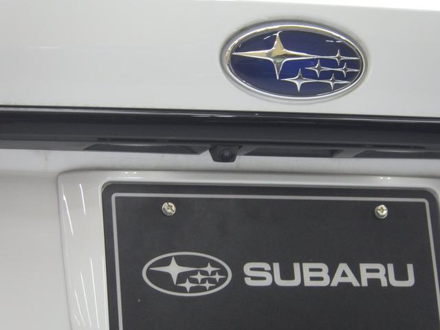 リヤビューカメラ装備です