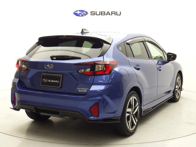 【右リヤ】当社支払い総額には内外装のクリーニング＋点検整備代＋登録諸費用＋２年間走行距離無制限保証（ｖａｌｕｅｃｈｏｉｃｅは１年間）＋安心のアフタサービスが含まれます！