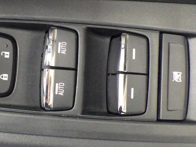 パワーウィンドウスイッチ