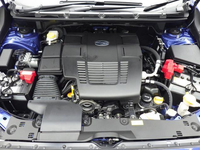 外から見えないエンジンルーム内もしっかりとクリーニングしてあります！