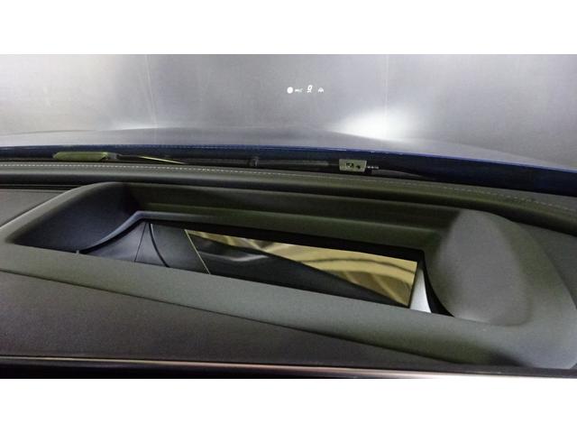 C220dアバンギャルド AMGライン AMGラインスタイリングパッケージ レーダーセーフティパッケージ ヘッドアップディスプレイ リア・アクスルステアリング レザーARTICOダッシュボード MBUX ARナビゲーション 認定中古車(16枚目)