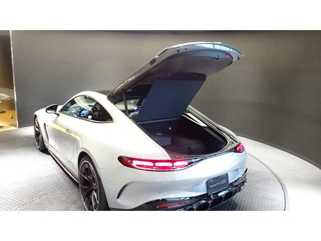 ＧＴ ６３Ｓ　Ｅパフォーマンス　クーペ　４ＷＤ　ＭＰ２０２５０１　左ハンドル／パノラミックルーフ／ＡＭＧパフォーマンスパッケージ／純正ドラレコ付き／ＭＰ２０２５０１／４ＷＤ／４名（54枚目）