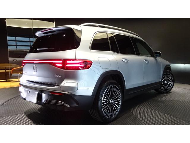 EQB EQB350 4マチック AMGラインパッケージ パノラミックスライディングルーフ/レザーエクスクルーシブパッケージ/純正ドライブレコーダー付き/(5枚目)