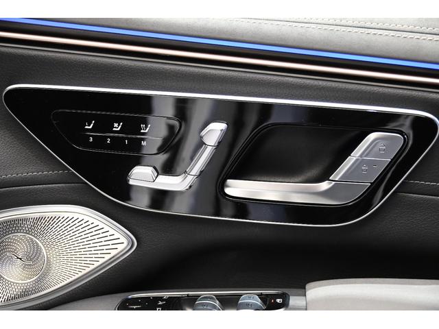 EQS SUV EQS450 4M SUV AMGラインパッケージ 4WD/MP202302/7名/デジタルインテリアパッケージ/ナイトパッケージ/弊社デモカー/純正ドライブレコーダー付き/(18枚目)