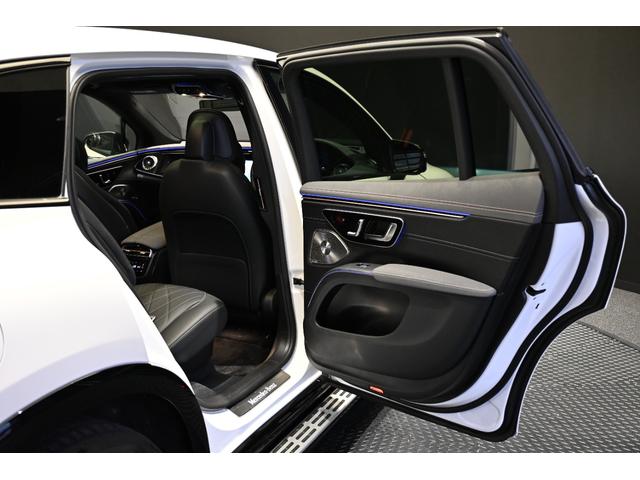 EQS SUV EQS450 4M SUV AMGラインパッケージ 4WD/MP202302/7名/デジタルインテリアパッケージ/ナイトパッケージ/弊社デモカー/純正ドライブレコーダー付き/(57枚目)