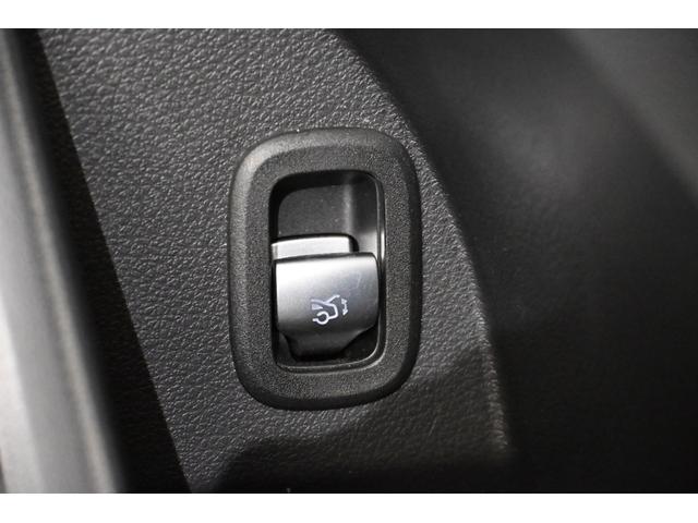 GLC GLC220d 4M AMGレザーエクスクルーシブP AMGラインパッケージ/AMGレザーエクスクルーシブパッケージ/弊社デモカー/純正ドライブレコーダー付き/レザーシートパワーレッド・ブラック(19枚目)