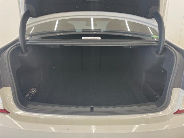 ３シリーズ ３２０ｄ　ｘＤｒｉｖｅ　Ｍスポーツ　ハイラインＰＫＧ　コンフォートＰＫＧ　純正ナビ　リアカメラ　ヴァーネスカレザーシート　シートヒーター　アクティブクルーズコントロール　ＡｐｐｌｅＣａｒＰｌａｙ　パワーテールゲート純正１８インチＡＷ（44枚目）