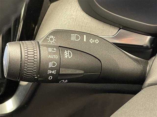 Ｖ６０ クロスカントリー　Ｂ５　ＡＷＤ　プロ　純正ＳＥＮＳＵＳ　３６０°カメラ　Ｈａｒｍａｎ／Ｋａｒｄｏｎ　フルセグＴＶ　Ｂｌｕｅｔｏｏｔｈ　ＡｐｐｌｅＣａｒＰｌａｙ　ワイヤレスチャージ　ＡＣＣ　オートライト　オートワイパー　ＡＨＢ　ＬＫＡ（7枚目）
