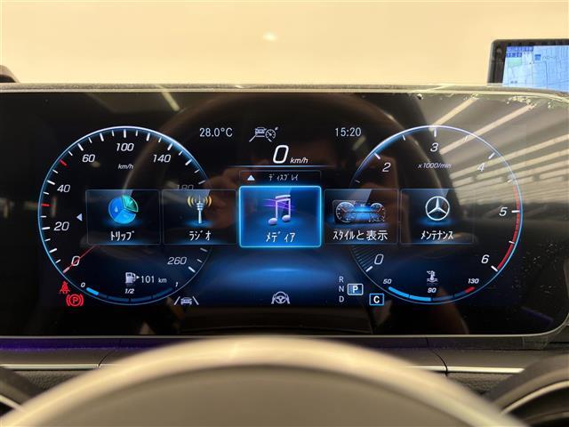 ＧＬＳ ＧＬＳ４００ｄ　４マチック　ＡＭＧライン　ワンオーナー　エアバランスＰＫＧ　エナジャイジングＰＫＧ　パノラマスライディングルーフ　ＨＵＤ　アンビエントライト　ＡＣＣ　ワイヤレスチャージ　ドラレコ　パワーテールゲート　レザーシート　ＳＯＳ（7枚目）