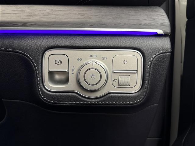 ＧＬＳ ＧＬＳ４００ｄ　４マチック　ＡＭＧライン　ワンオーナー　エアバランスＰＫＧ　エナジャイジングＰＫＧ　パノラマスライディングルーフ　ＨＵＤ　アンビエントライト　ＡＣＣ　ワイヤレスチャージ　ドラレコ　パワーテールゲート　レザーシート　ＳＯＳ（15枚目）