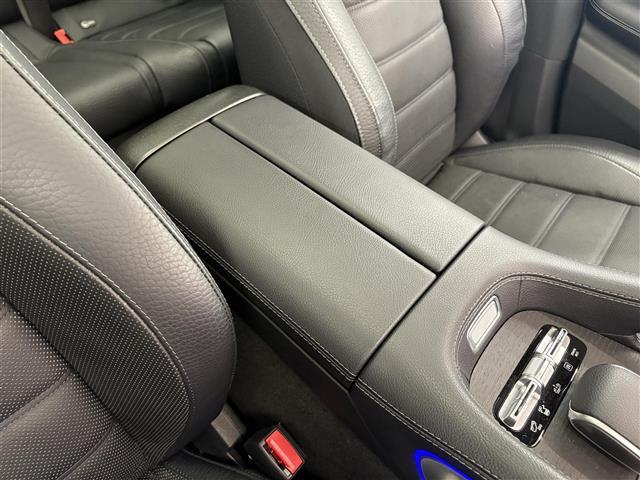 ＧＬＳ ＧＬＳ４００ｄ　４マチック　ＡＭＧライン　ワンオーナー　エアバランスＰＫＧ　エナジャイジングＰＫＧ　パノラマスライディングルーフ　ＨＵＤ　アンビエントライト　ＡＣＣ　ワイヤレスチャージ　ドラレコ　パワーテールゲート　レザーシート　ＳＯＳ（36枚目）