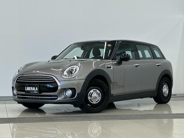 ＭＩＮＩ クーパー　クラブマン　コンフォートアクセス　スポーツレザーステアリング　スポーツシート　インテリジェントセーフティ歩行者警告付き　アンビエントライト　ＥＴＣ一体型ミラー　純正ナビ　ＡＵＸ　Ｂｌｕｅｔｏｏｔｈ　ＵＳＢ（44枚目）
