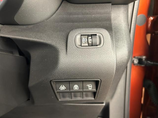 ベルランゴ シャイン　ＡＣＣ　純正ディスプレイオーディオ　フルセグＴＶ　アップルカープレイ　インテリジェントハイビーム　パドルシフト　パーキングセンサー　ＢＳＭ　アクティブセーフティー　ＴＳＩ　ＥＴＣ　リアガラスハッチ（28枚目）